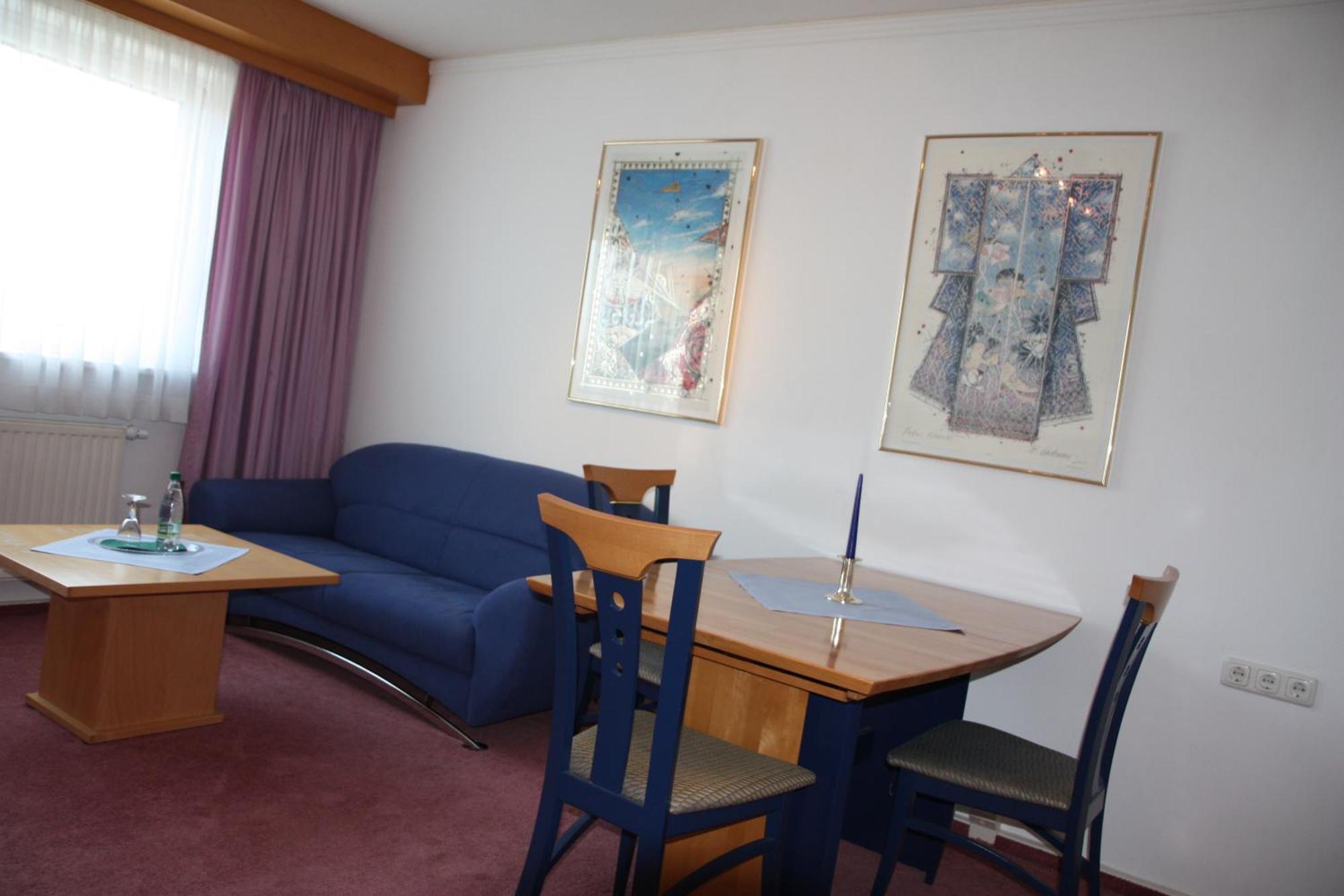 Hotel Bavaria Brehna ภายนอก รูปภาพ