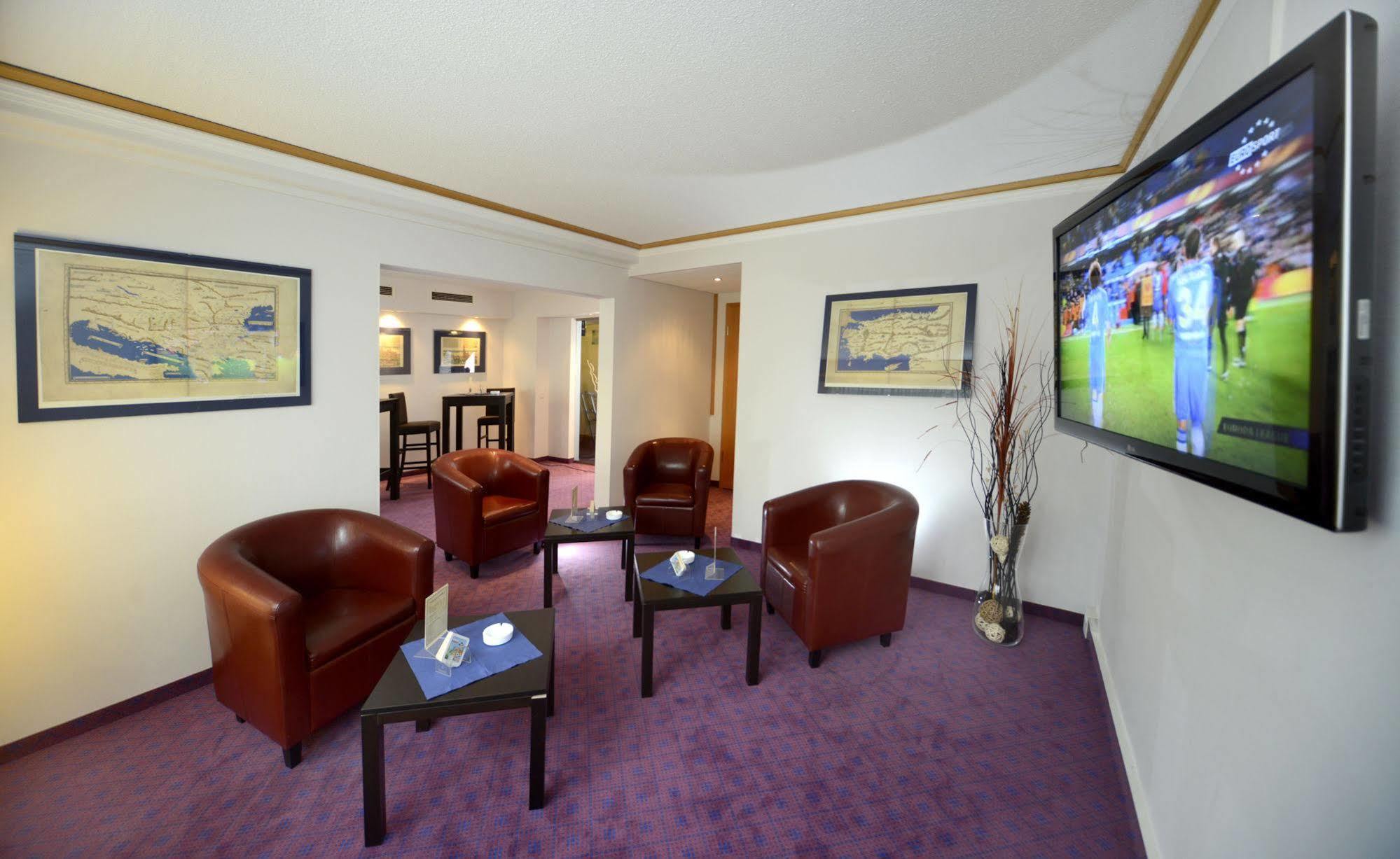 Hotel Bavaria Brehna ภายนอก รูปภาพ